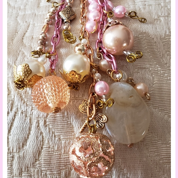 Pink & Goldtone Purse/ Keychain Handmade One Of A Kind NEW - Picture 5 of 7